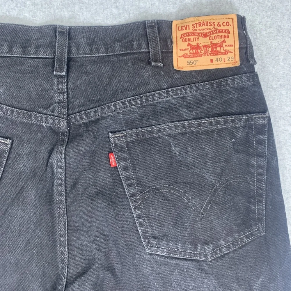 Vintage Levis 550 Relaxed Fit Jeans Mens 40x29 Black Tapered Leg Denim Whiskered